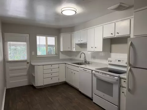 7520 W 13th Ave, Lakewood, CO 80214