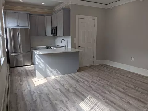 1 W Court St, Doylestown, PA 18901