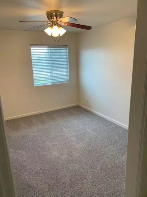641 N Fowler Ave, Clovis, CA 93611 photo 9