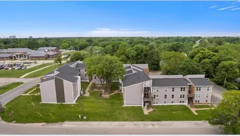 1601 N Willow Rd, Urbana, IL 61801