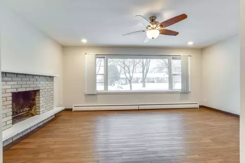 2609 Mcdivitt Rd, Madison, WI 53713