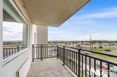 6701 W Argent Rd, Pasco, WA 99301