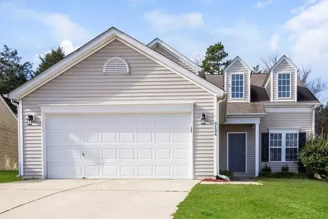 4134 Planters Watch Dr, Charlotte, NC 28278