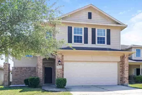 2718 Mesquite Ridge Dr, Houston, TX 77073