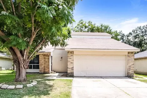 10618 Plum Lake Dr, Houston, TX 77065
