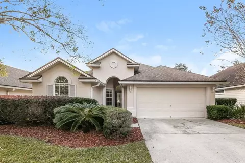 1723 Rustling Dr, Fleming Island, FL 32003