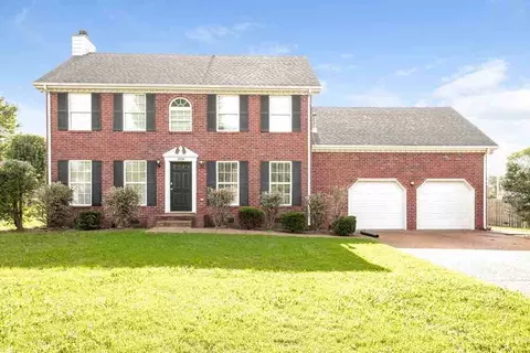 1004 Don Blair Dr, Smyrna, TN 37167