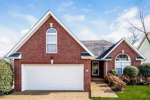 142 Homestead Pl, Hendersonville, TN 37075