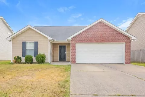 1029 Tammy Sue Ln, La Vergne, TN 37086