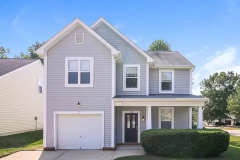 180 Hutson Ln, Clayton, NC 27527
