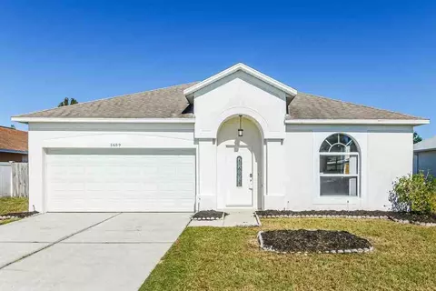 8609 Cavendish Dr, Kissimmee, FL 34747