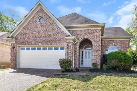 10243 Hamilton View Dr, Cordova, TN 38016