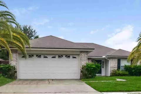 8137 Leafcrest Dr, Jacksonville, FL 32244