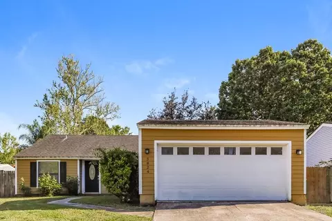 3824 Tree Lake Dr, Jacksonville, FL 32257