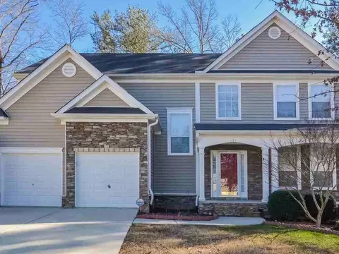 101 Bensinger Ct, Hiram, GA 30141