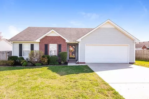 1179 Everton Dr, Murfreesboro, TN 37128
