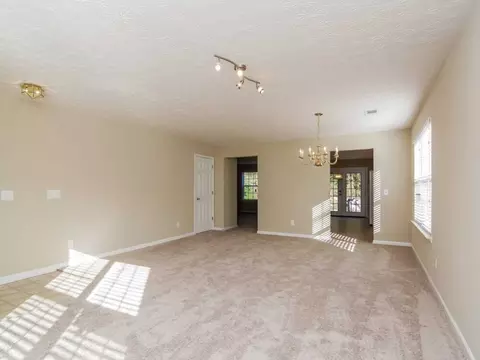 341 Meadows Ln, Canton, GA 30114 photo 2