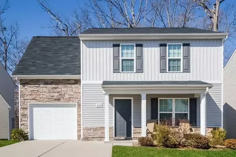 2317 Richard Rozzelle Dr, Charlotte, NC 28214