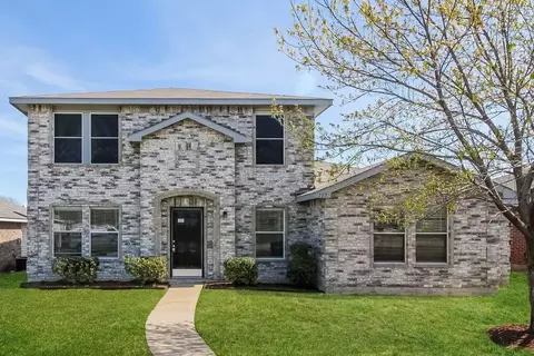 717 Lovern St, Cedar Hill, TX 75104