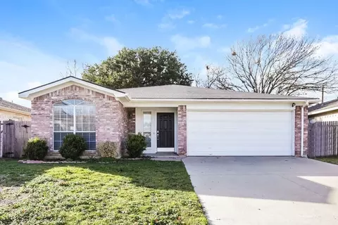 7320 Laurelhill Ct S, Fort Worth, TX 76133