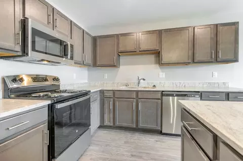 1850 W Pine St, Baraboo, WI 53913