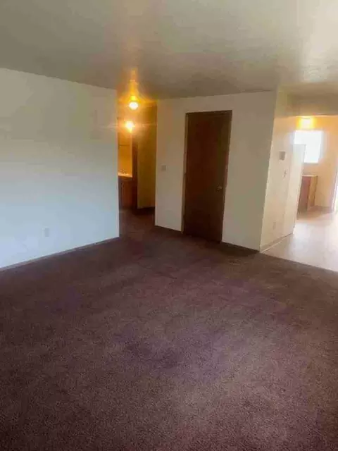 10 N Grand St, Eugene, OR 97402 photo 2
