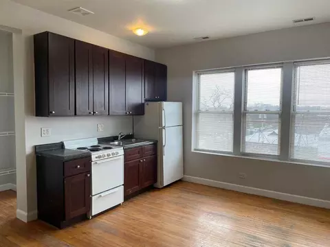 5550 W North Ave, Chicago, IL 60639