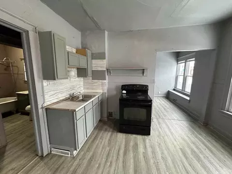 2876 N 26th St, Milwaukee, WI 53206