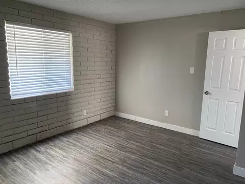 2420 W Glenrosa Ave, Phoenix, AZ 85015 photo 4