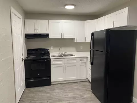 2420 W Glenrosa Ave, Phoenix, AZ 85015 photo 2