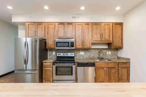 1310 Sycamore St, Cincinnati, OH 45202 photo 3