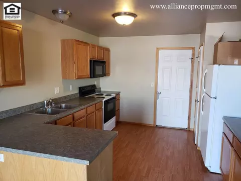 871 N River Rock Dr, Belgrade, MT 59714