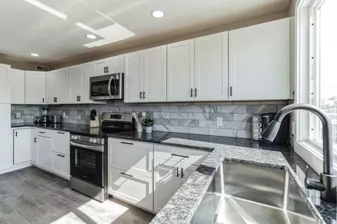 Undisclosed, Bradenton Beach, FL 34217 photo 9