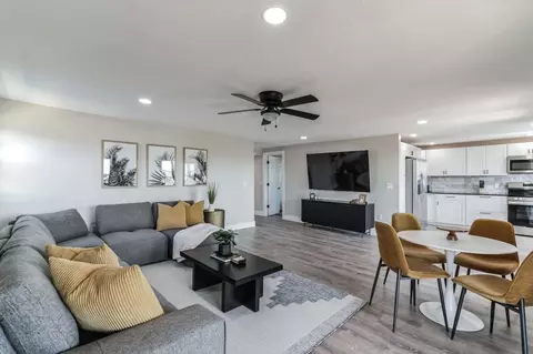 Undisclosed, Bradenton Beach, FL 34217 photo 34