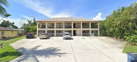 11410 Char Ann Dr, Fort Myers, FL 33908