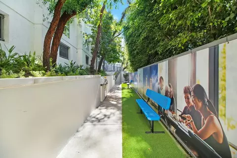 433 Midvale Ave, Los Angeles, CA 90024 photo 18