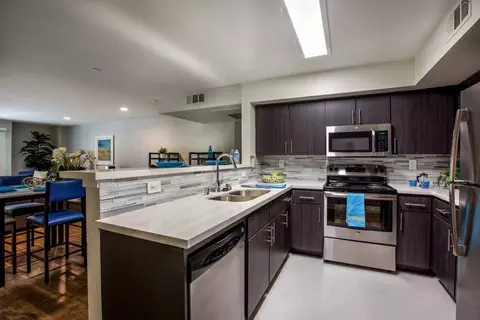 433 Midvale Ave, Los Angeles, CA 90024 photo 15