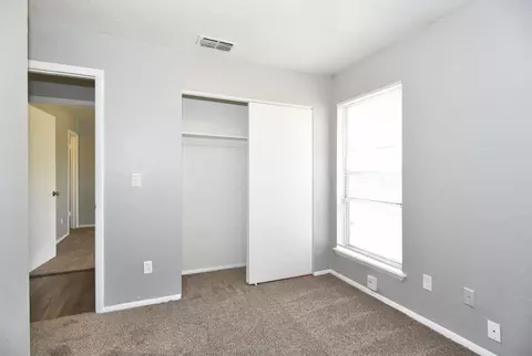 1801 S 132nd East Pl, Tulsa, OK 74108 photo 9