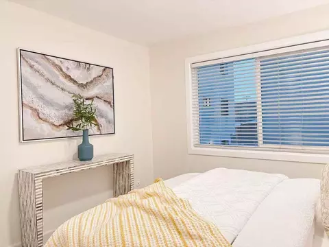 1250 W 37th St, Los Angeles, CA 90007 photo 7