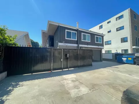 1250 W 37th St, Los Angeles, CA 90007