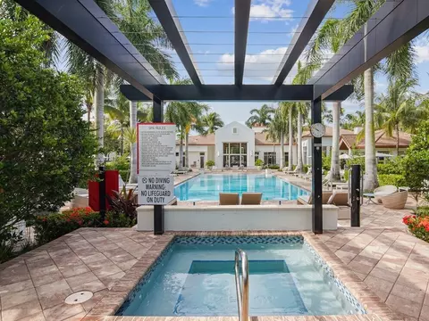 3545 W 98th St, Hialeah, FL 33018 photo 13