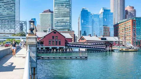 315 A St, Boston, MA 02210 photo 53