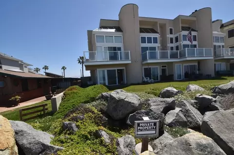 1300 Seacoast Dr, Imperial Beach, CA 91932