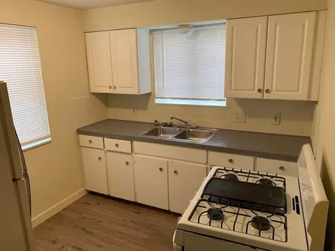 1706 Leighton Ave, Akron, OH 44314 photo 5