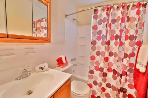 8 Poolside Ct, Catonsville, MD 21228 photo 10
