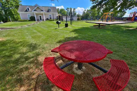 8 Poolside Ct, Catonsville, MD 21228 photo 21