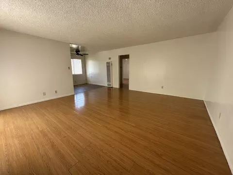 4860 Canoga St, Montclair, CA 91763