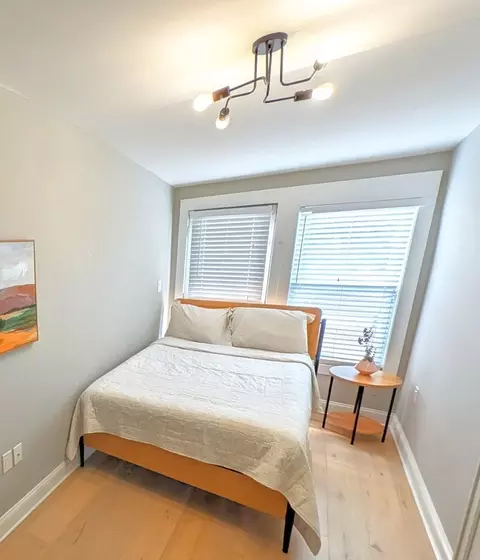 1425 P St NW, Washington, DC 20005 photo 6