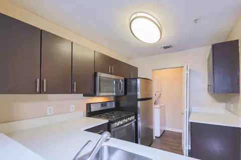 13000 Wilkes Way, Herndon, VA 20170 photo 8