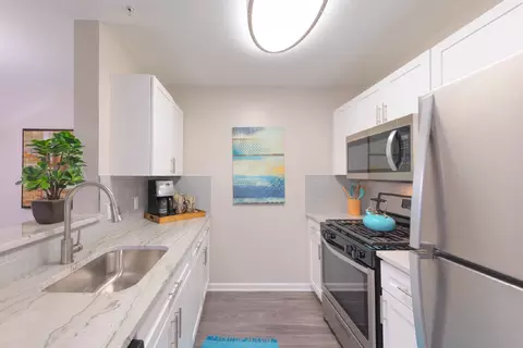 13000 Wilkes Way, Herndon, VA 20170 photo 4